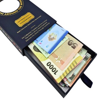 100 different banknotes set